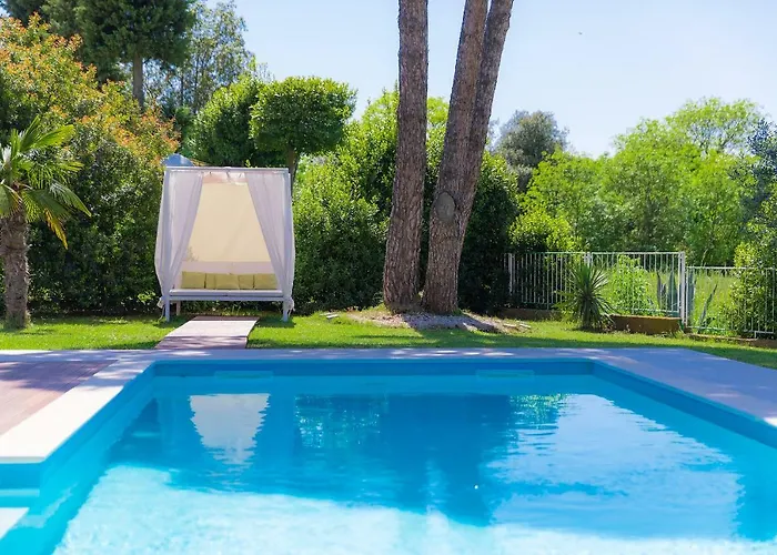 Astinian Puntizela Vila Pula