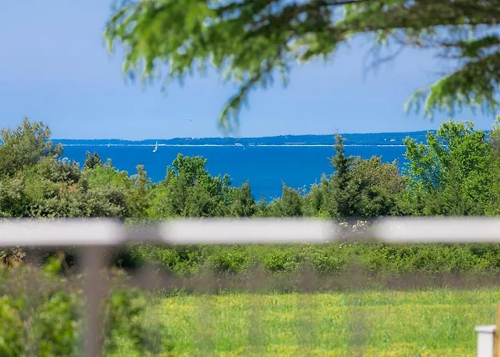 Vila Astinian Puntizela Pula