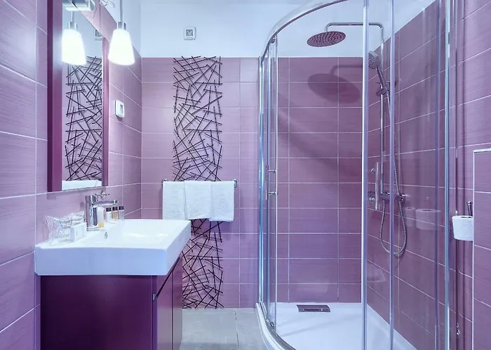 Astinian Puntizela Vila *